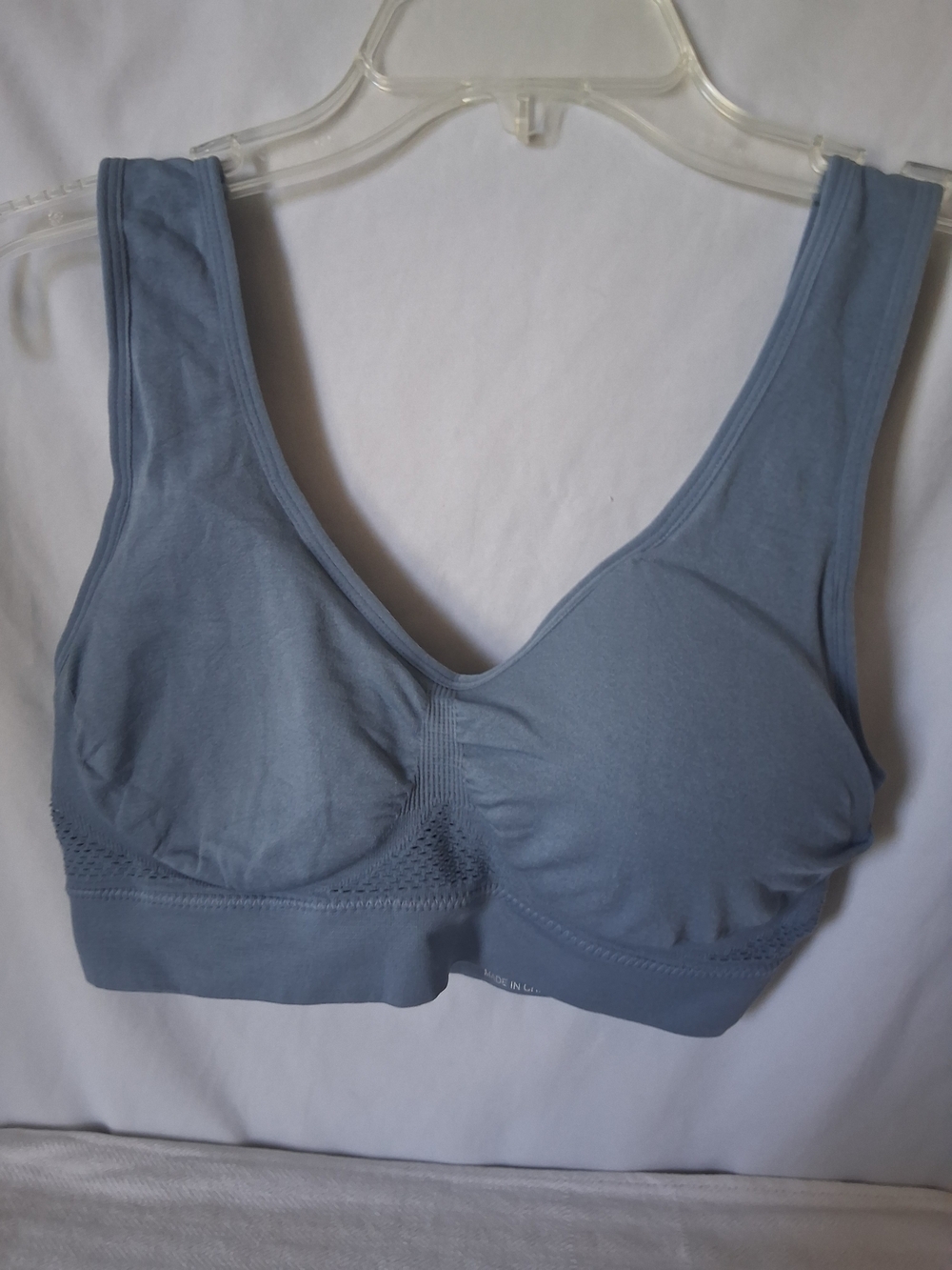 Green Seamless Comfort Bra - Women's Intimates - Picture 4 of 10
